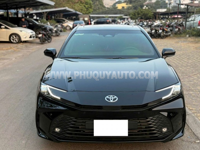 Toyota Camry 2.0Q