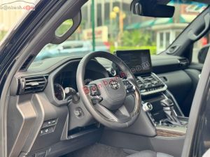 Xe Toyota Land Cruiser 3.5 V6 2024