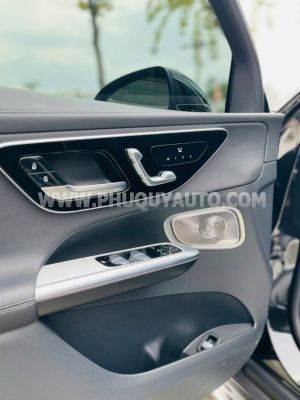 Xe Mercedes Benz GLC 300 4Matic 2023