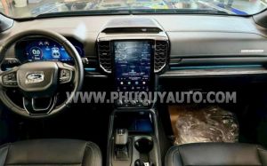Xe Ford Everest Titanium Plus 2.0L 4x4 AT 2025