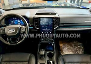 Xe Ford Everest Titanium Plus 2.0L 4x4 AT 2025
