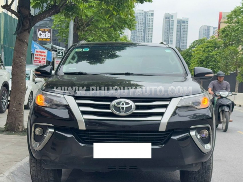 Toyota Fortuner 2.4G 4x2 MT