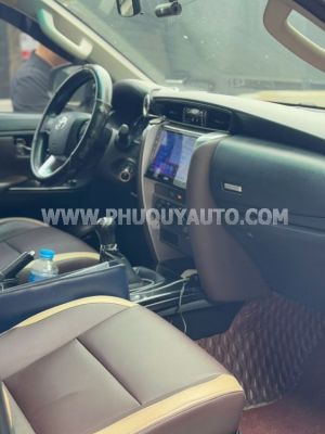 Xe Toyota Fortuner 2.4G 4x2 MT 2017