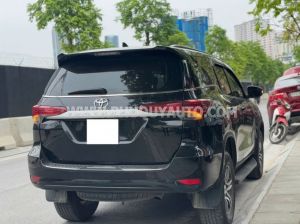 Xe Toyota Fortuner 2.4G 4x2 MT 2017