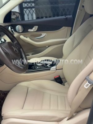 Xe Mercedes Benz GLC 300 4Matic 2018