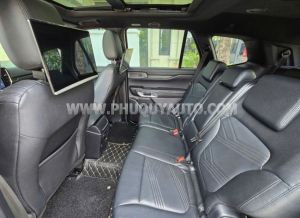 Xe Ford Everest Titanium 2.0L 4x2 AT 2022