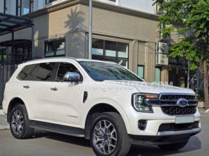 Xe Ford Everest Titanium 2.0L 4x2 AT 2022