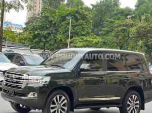Xe Toyota Land Cruiser 5.7 V8 2015