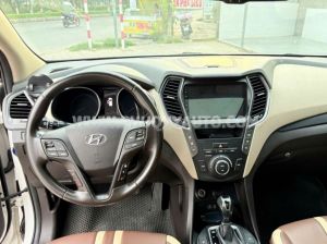 Xe Hyundai SantaFe 2.2L 4WD 2018