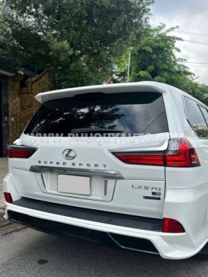Xe Lexus LX 570 Super Sport 2016