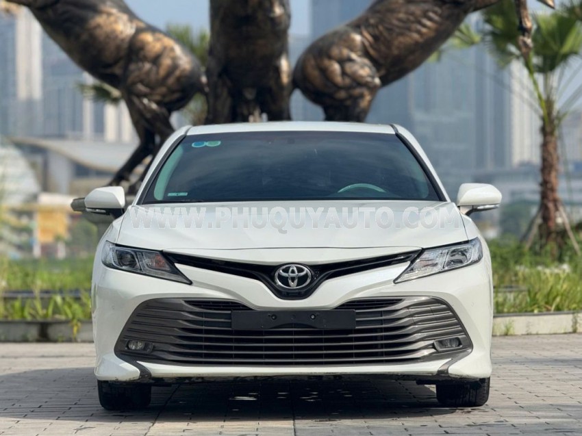 Toyota Camry 2.0G