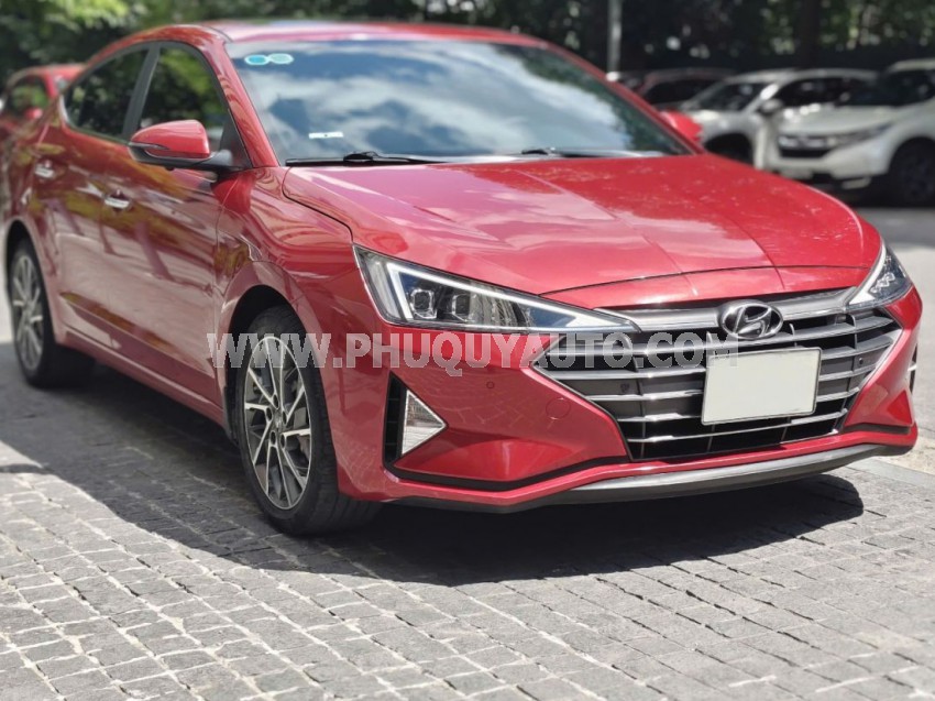 Hyundai Elantra 2.0 AT