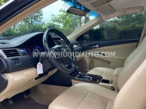 Xe Toyota Camry 2.0E 2017