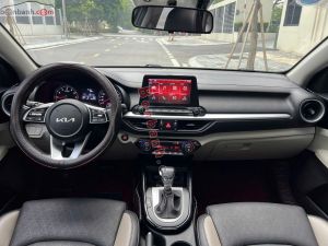 Xe Kia K3 Luxury 1.6 AT 2023