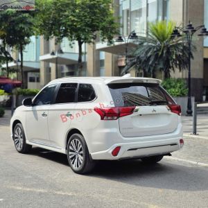 Xe Mitsubishi Outlander 2.0 CVT 2022