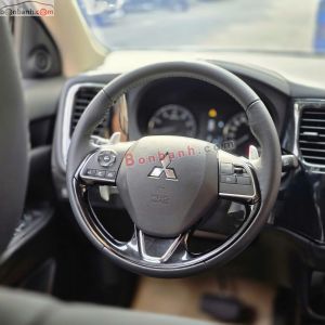 Xe Mitsubishi Outlander 2.0 CVT 2022