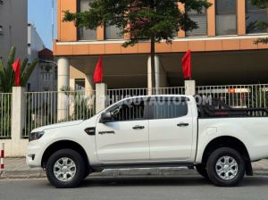 Xe Ford Ranger XLS 2.2L 4x2 AT 2020