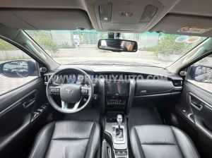 Xe Toyota Fortuner 2.4G 4x2 AT 2020