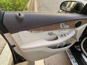 Xe Mercedes Benz GLC 250 4Matic 2017