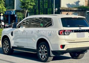 Xe Ford Everest Titanium Plus 2.0L 4x4 AT 2024