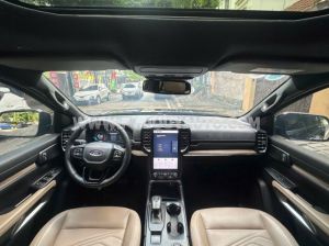 Xe Ford Everest Titanium Plus 2.0L 4x4 AT 2023