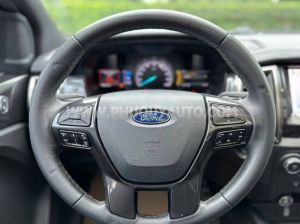 Xe Ford Everest Titanium 2.0L 4x4 AT 2022