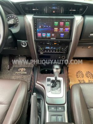 Xe Toyota Fortuner 2.7V 4x2 AT 2019