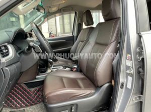 Xe Toyota Fortuner 2.7V 4x2 AT 2019