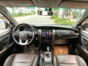 Xe Toyota Fortuner 2.7V 4x2 AT 2019