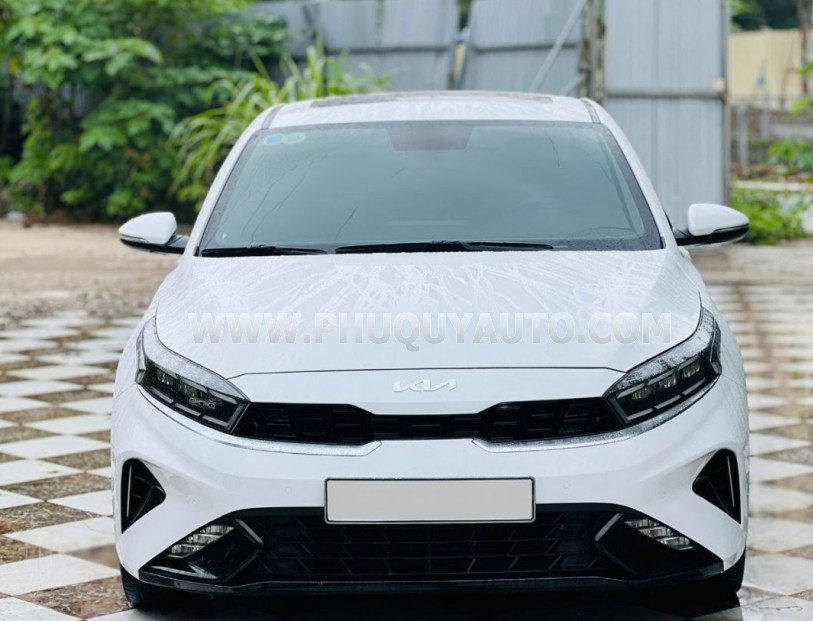 Kia K3 Premium 1.6 AT