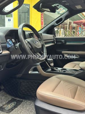 Xe Ford Everest Titanium 2.0L 4x2 AT 2022