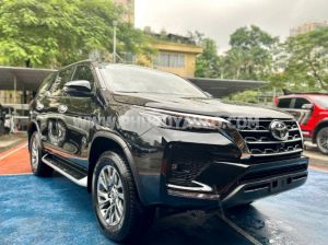 Xe Toyota Fortuner 2.4L 4x2 AT 2022