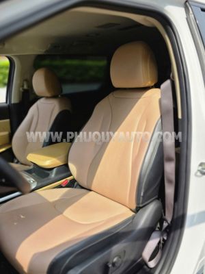 Xe Kia Carnival Premium 2.2D 2022