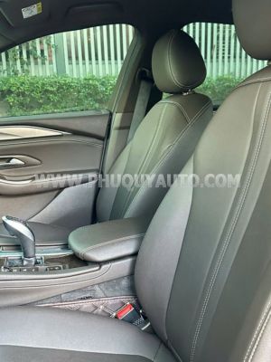 Xe VinFast Lux A 2.0 Tiêu chuẩn 2022