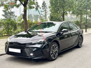 Xe Toyota Camry 2.0Q 2025