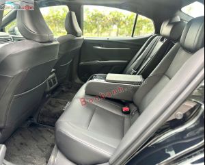 Xe Toyota Camry 2.0Q 2025