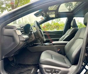 Xe Toyota Camry 2.0Q 2025