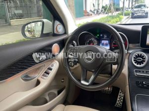 Xe Mercedes Benz GLC 300 4Matic 2017