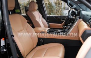 Xe Lexus LX 600 Urban 2024