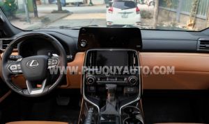 Xe Lexus LX 600 Urban 2024