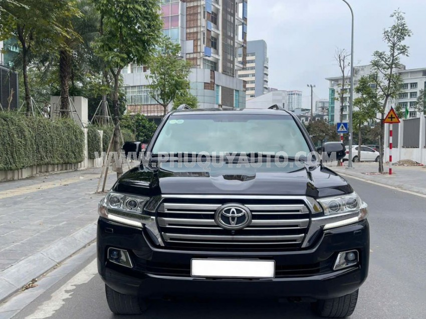 Toyota Land Cruiser VX 4.6 V8