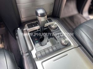 Xe Toyota Land Cruiser VX 4.6 V8 2016