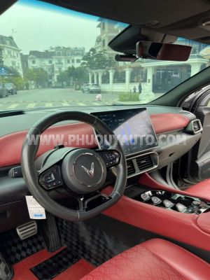 Xe VinFast VF8 Plus AWD 2023