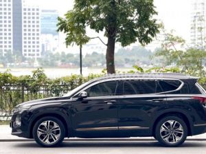 Xe Hyundai SantaFe Cao cấp 2.4L HTRAC 2021