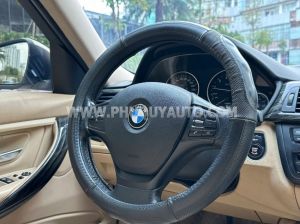 Xe BMW 3 Series 320i 2014