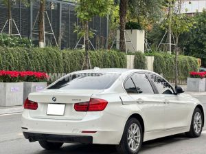 Xe BMW 3 Series 320i 2014