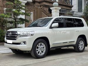 Xe Toyota Land Cruiser 4.6 V8 2020