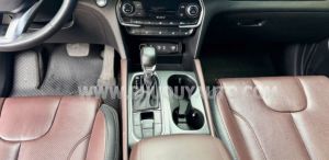 Xe Hyundai SantaFe Cao cấp 2.2L HTRAC 2021