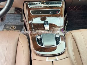 Xe Mercedes Benz E class E200 Exclusive 2022