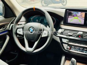 Xe BMW 5 Series 520i Luxury 2021